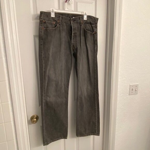 Levi's 501® Original Fit Men's Jeans Gray Size 38x32 - Picture 1 of 8
